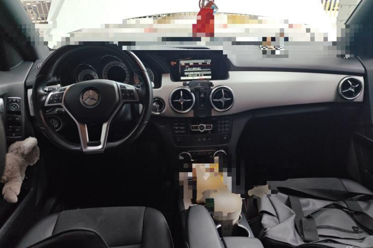 Used Mercedes-Benz GLK-Class 2015 GLK 260 4MATIC Fashion Edition Ultimate Version
