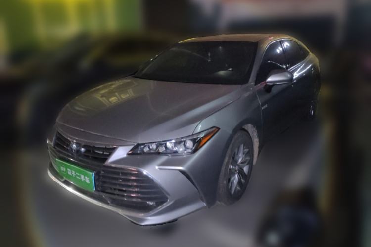 Used Toyota Avalon 2019 Dual-Engine 2.5L Luxury Edition China VI Standard
