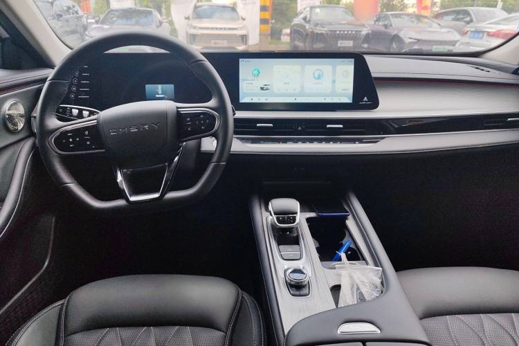 Used Chery Arrizo 8 2024 1.6T DCT Rui Center Console