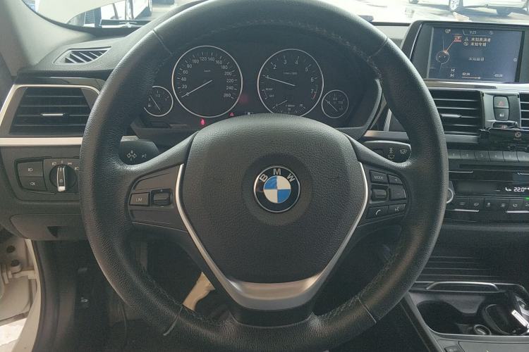 Used BMW 3 Series 2017 320Li Fashion Model
