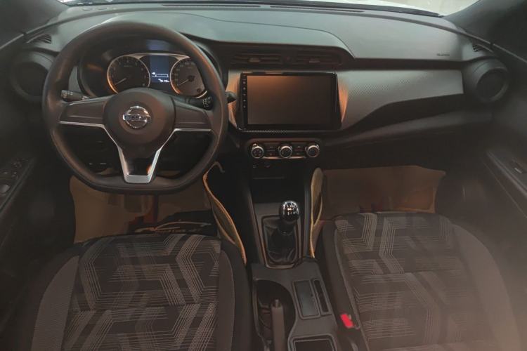 Used Nissan Kicks 2019 1.5L Manual Cool Edition
