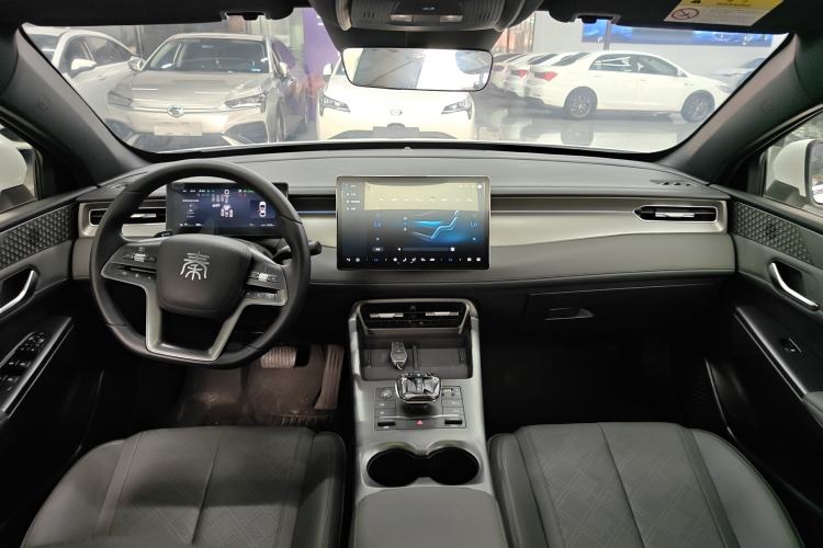 Used BYD Qin PLUS 2025 EV Smart Drive Version 510KM Beyond Model
