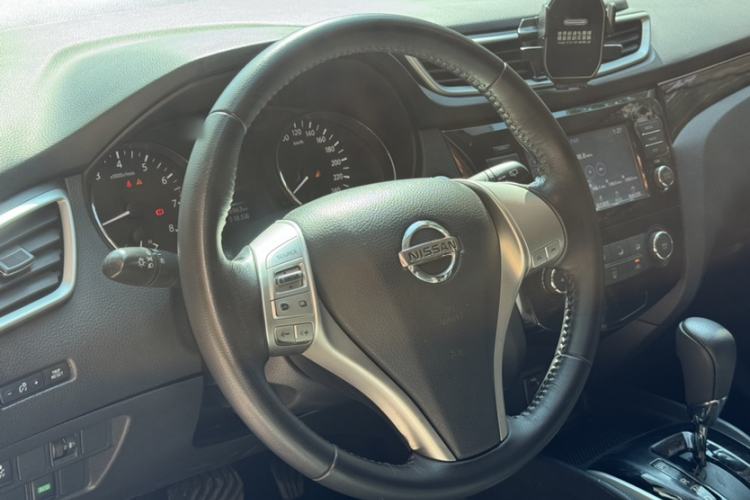 Used Nissan Qashqai 2017 2.0L CVT Luxury Edition China V Standard Steering Wheel