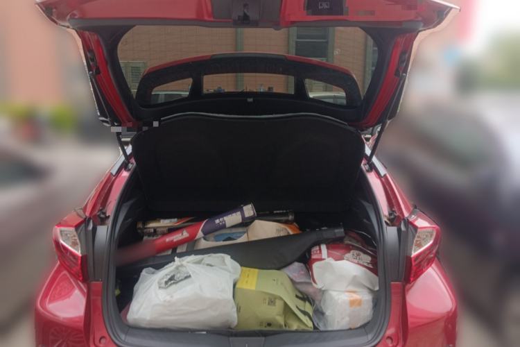 Used Toyota C-HR 2018 2.0L Leading Edition China VI
