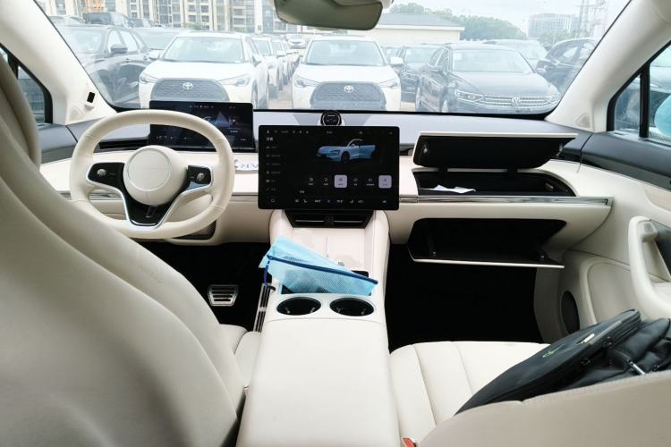 Used Hima Luxeed R7 2025 Range-Extended Version 251 km Max
