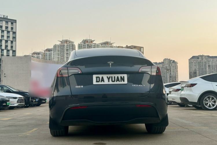 Used Tesla Model Y 2024 Rear-Wheel-Drive Version
