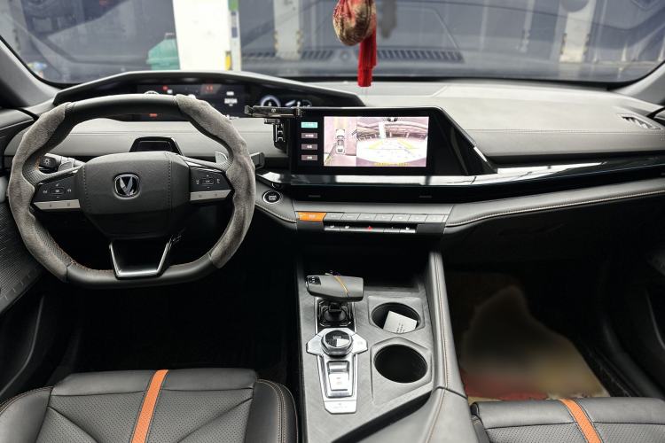 Used CHANGAN UNI-V 2024 1.5T Prestige Edition Interior 1