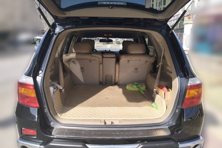 Used Toyota Highlander 2009 3.5L 4x4 7-Seater Elite Edition Trunk