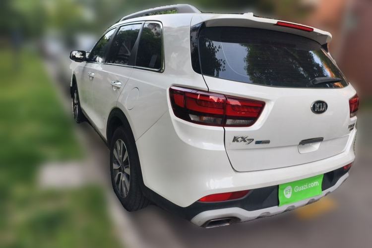 Used Kia KX7 2017 2.0T Automatic Two-Wheel Drive GLS 7-Seater
