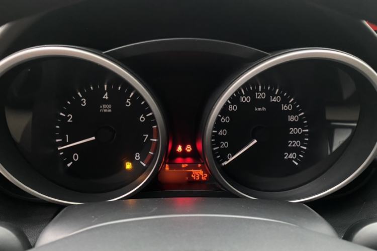 Used Mazda Mazda 5 2013 2.0L Manual Comfort Version