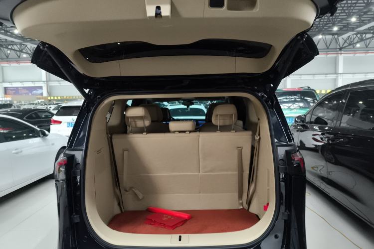 Used Buick GL8 New Energy 2025 Lu Shang Luxury Edition 7-Seater Trunk