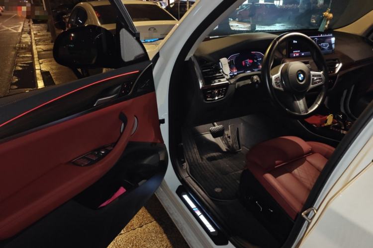 Used BMW X3 2023 Restyled xDrive30i Leading Edition M Night Sky Package Driver Seat