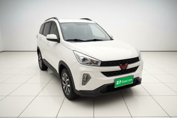 Used Wuling Hongguang S3 2019 1.5L Manual Comfort Model China VI Standard
