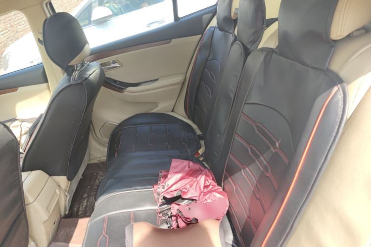 Used Haima M8 2017 1.8T Automatic Model Left Rear Seat