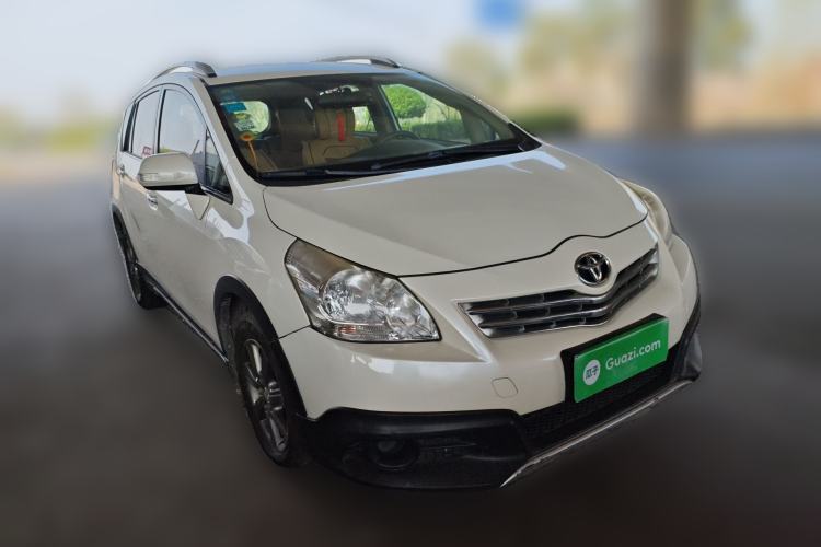 Used Toyota Verso 2015 180E CVT Crossover Edition
