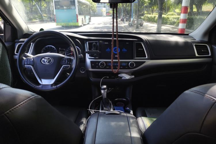 Used Toyota Highlander 2018 2.0T Four-Wheel Drive Prestige Version 7 Seats China VI Standard