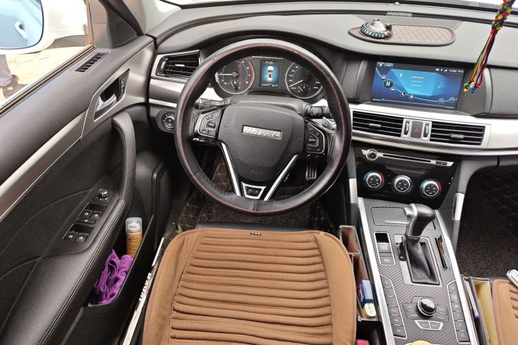 Used Haval H7 2017 Red-Label H7 2.0T Automatic Prestige Model
