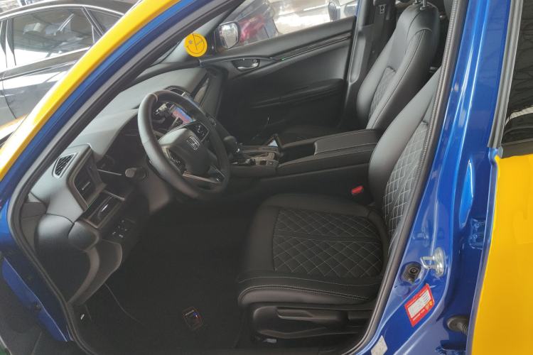 Used Honda Civic 2021 HATCHBACK 220TURBO CVT Trendy Cool Edition
