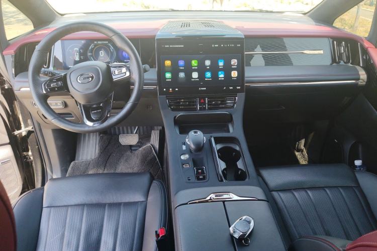 Used GAC Trumpchi M8 2023 Zongshi Series Dual-Motor YuZun Edition Center Console