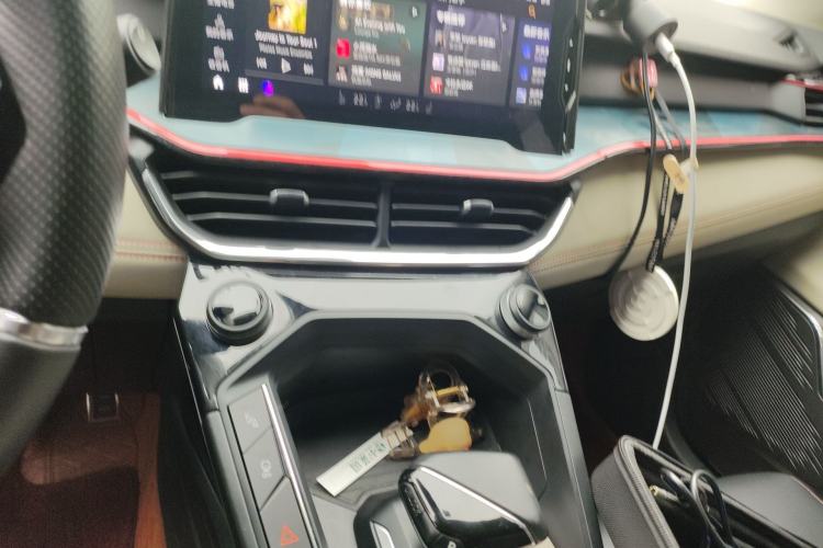 Used Lynk & Co 06 2020 1.5T YAO Halo Audio And AC Panel