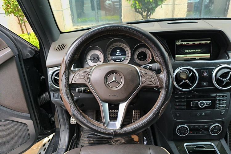 Used Mercedes-Benz GLK-Class 2013 Facelift GLK 300 4MATIC Luxury Edition
