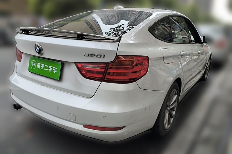 Used BMW 3 Series GT 2014 320i Leading Model
