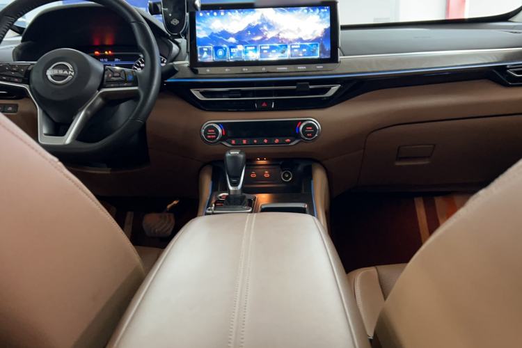 Used Nissan Teana 2022 2.0L XL-Upr Enjoyment Edition Interior 6