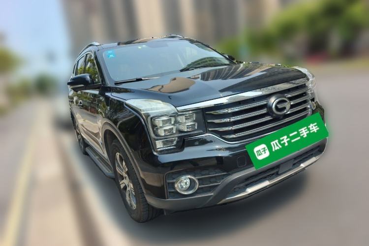 Used GAC Trumpchi GS7 2017 320T Two-Wheel-Drive Luxury Smart Connectivity Model Front Right 45 Deg