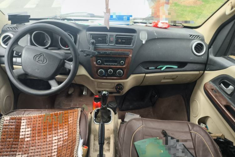 Used CHANGAN KAICHENG Ruixing M80 2014 1.5L Standard Version 4G15S
