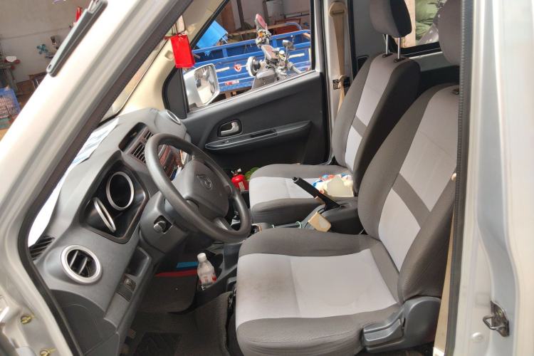 Used CHANGAN KAICHENG Ruixing M60 2020 1.5L Standard Version China VI 6-Seater DAM15KR Left Front Seat