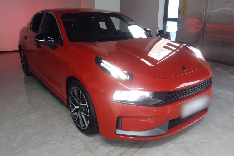 Used Lynk & Co 03 2022 1.5TD DCT JingPro Front Right 45 Deg