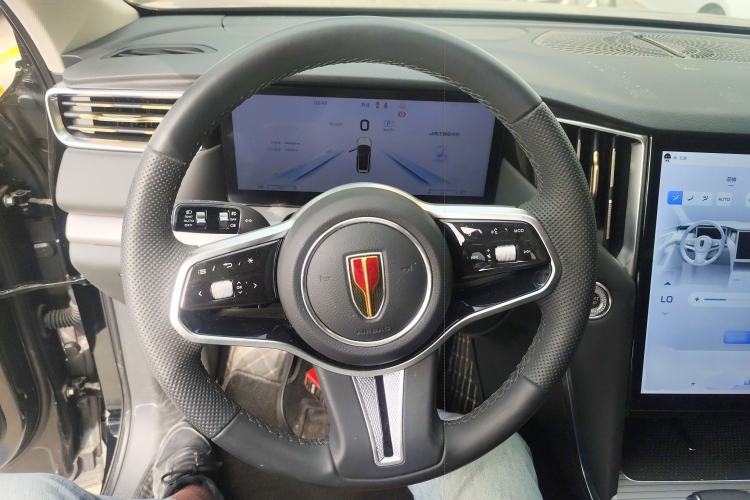 Used Hongqi HS7 PHEV 2024 2.0T PHEV Four-Wheel Drive Flagship Edition 7 Seats Steering Wheel