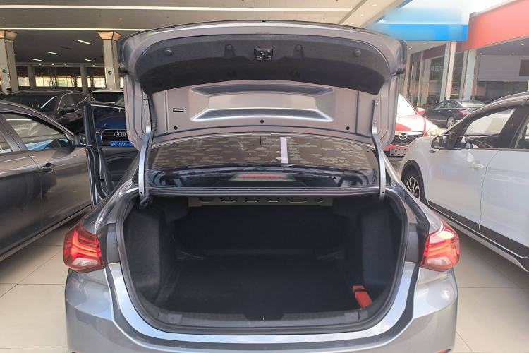 Used Chevrolet Cavalier 2020 Redline 325T Automatic Xinshang Edition China VI Standard