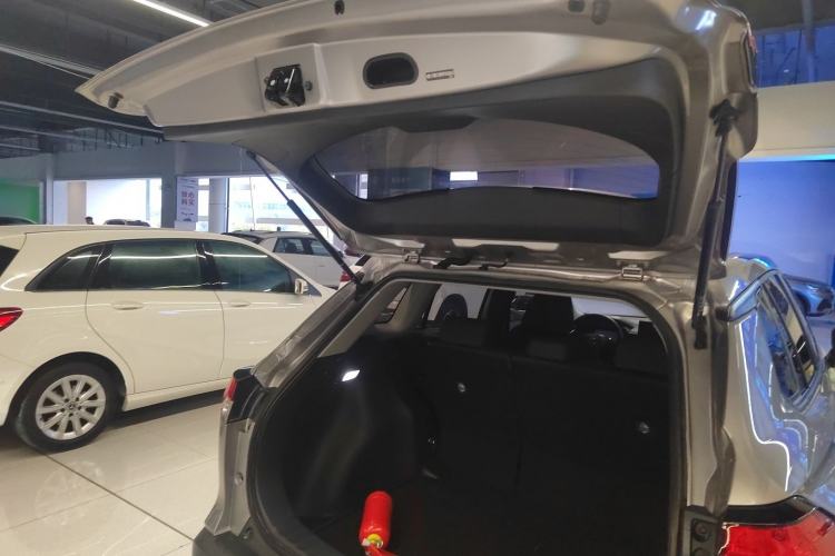 Used Toyota Corolla Cross 2023 2.0L Pioneer Edition
