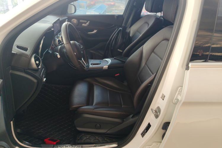 Used Mercedes-Benz GLC 2020 Facelift GLC 260 L 4MATIC Luxury Edition
