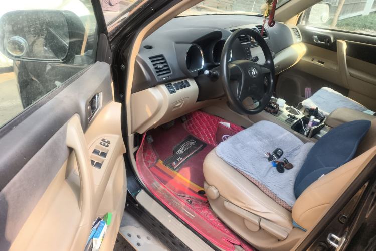 Used Toyota Highlander 2013 2.7L Two-Wheel Drive 5-Seater Purple Gold Edition