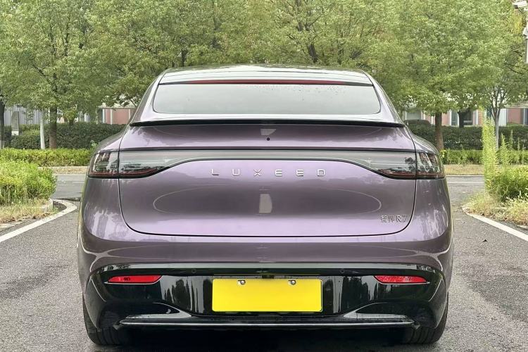 Used Hima Luxeed R7 2024 All-Electric 667 km Max
