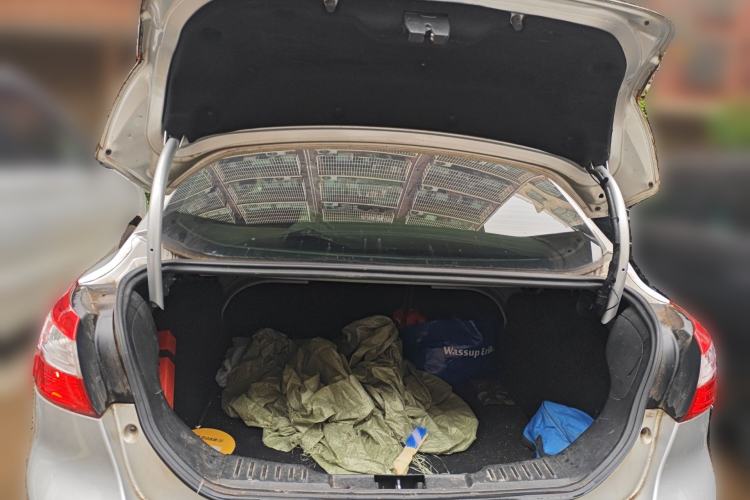 Used Ford Focus 2012 Sedan 1.6L Manual Fashion Edition Trunk