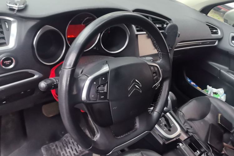 Used Citroen C4L 2014 1.6THP Intelligent Drive Automatic Dynamic Model Steering Wheel