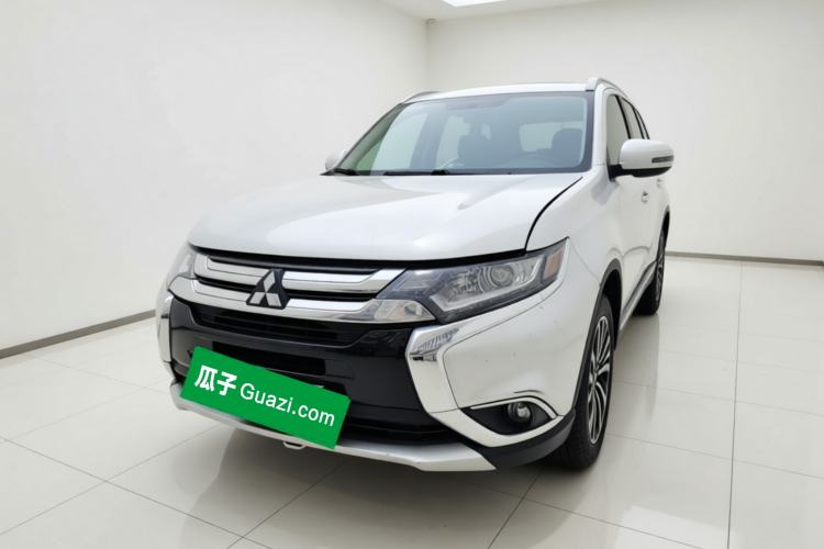 Used Mitsubishi Outlander 2018 2.0L Two-Wheel Drive Glory Edition 5 Seats