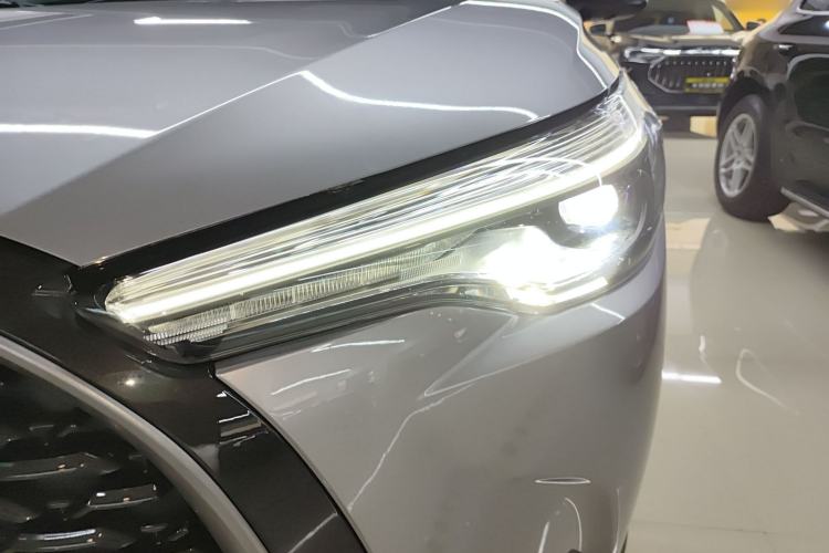 Used Toyota Corolla Cross 2024 2.0L Smart Electric Hybrid Dual-Engine Flagship Version Left Front Headlight