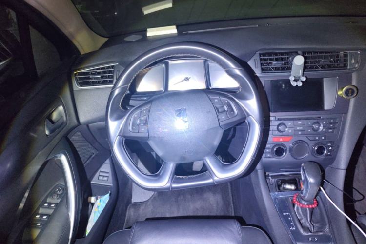 Used DS 5LS 2015 1.6T Elegant Edition THP160