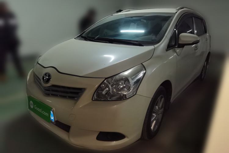 Used Toyota Verso 2014 Starlight 180E CVT Elite Edition