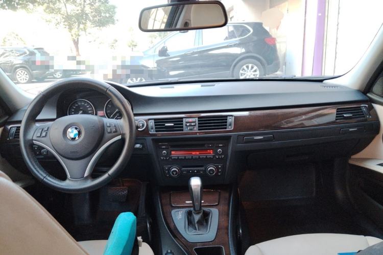 Used BMW 3 Series 2011 325i Sport Edition
