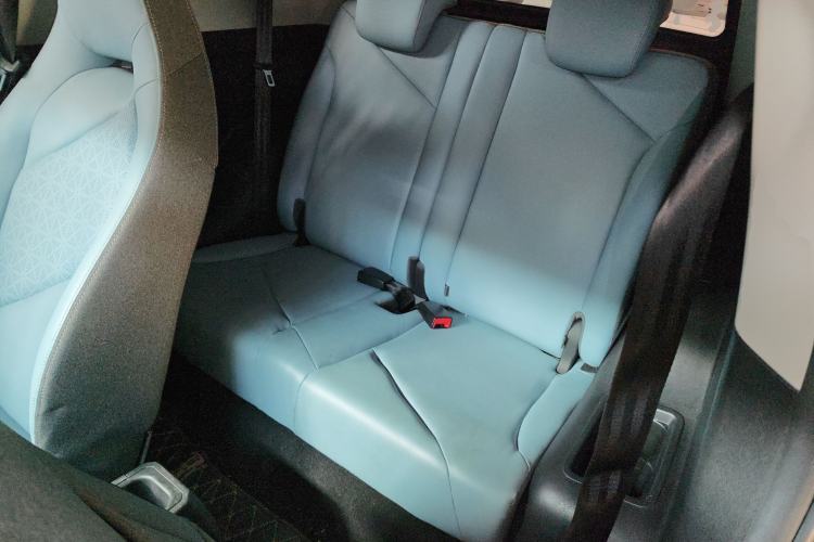 Used Chery Little Ant 2022 Revised Version Sweet Pink Edition Half-Sugar Version Lithium Iron Phosphate 30.7 kWh 30 kW 301 km