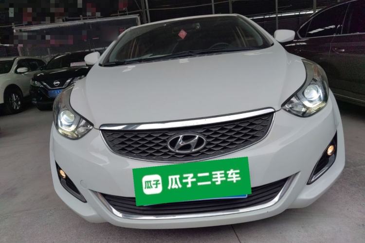 Used Hyundai Elantra (5th Generation / Langdong) 2016 1.6L Automatic Smart Version
