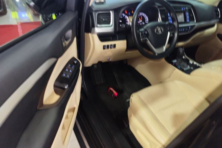 Used Toyota Highlander 2021 2.0T Two-Wheel Drive Elite Edition 5 Seats
