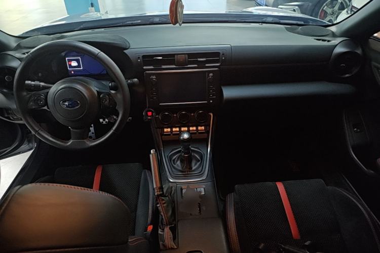 Used Subaru BRZ 2022 2.4L Manual Version Center Console