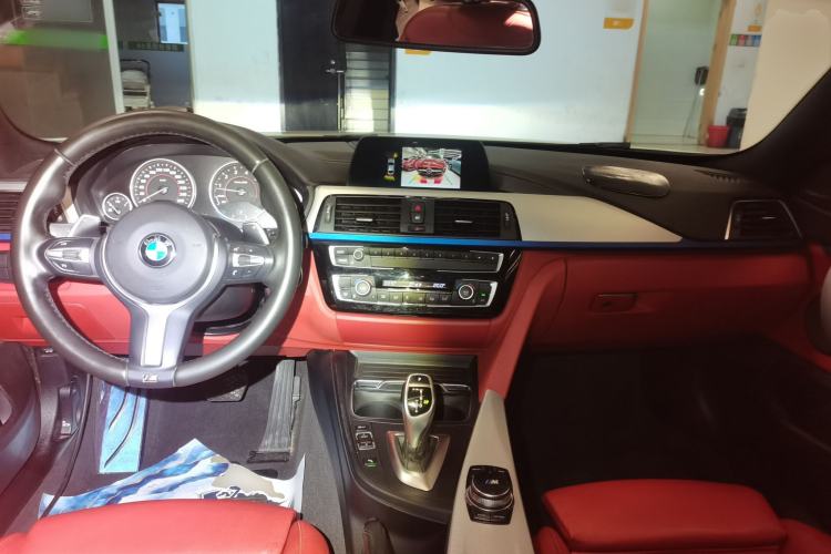 Used BMW 4 Series 2017 425i Gran Coupe Luxury M Sport Package Center Console