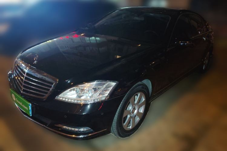 Used Mercedes-Benz S-Class 2012 S 300 L Business Standard Model